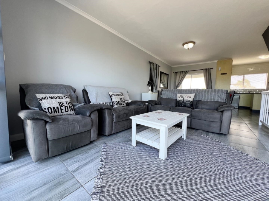 3 Bedroom Property for Sale in Aston Bay Eastern Cape